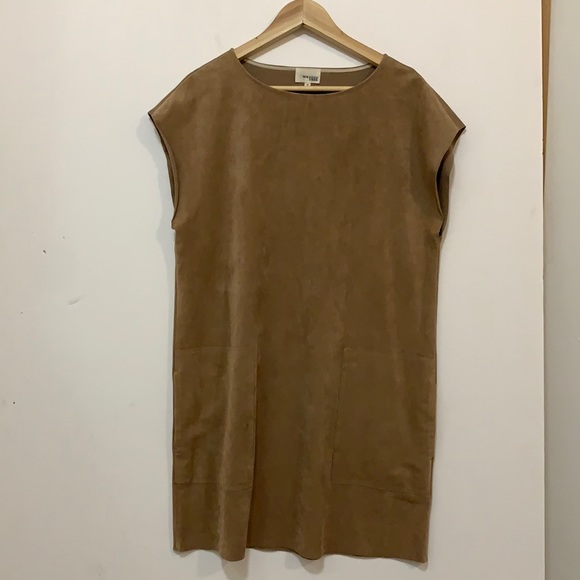 Beige micro suede Aritzia Wilfred dress. Size medium. Great for Christmas season - Picture 1 of 5